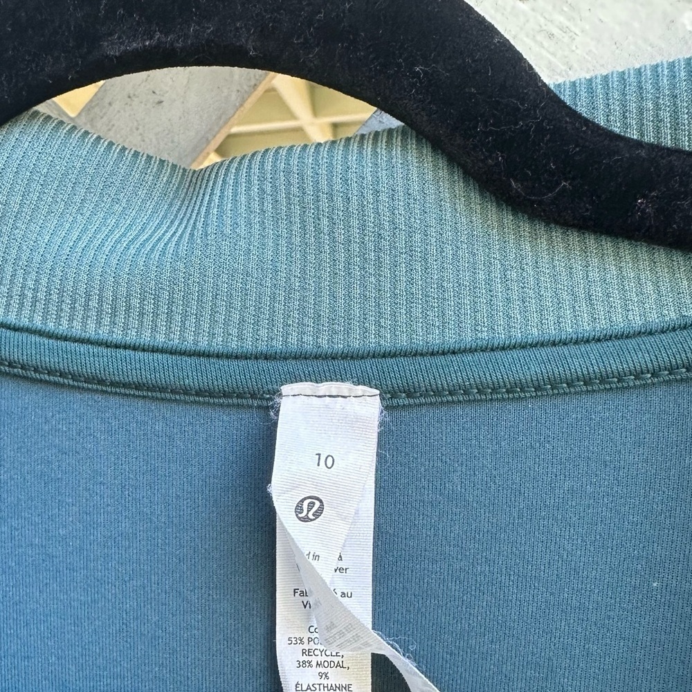 Lululemon Softstream half zip - Picture 3 of 6